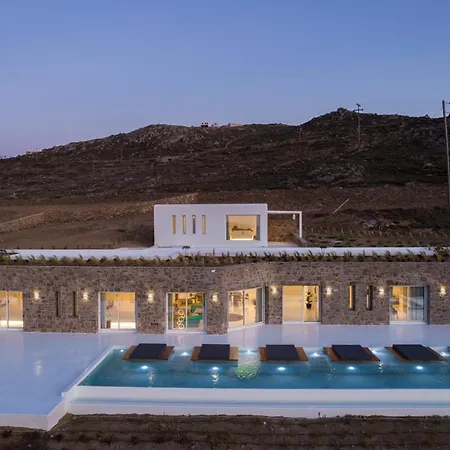 Villa Manhattan By Blanco Villas